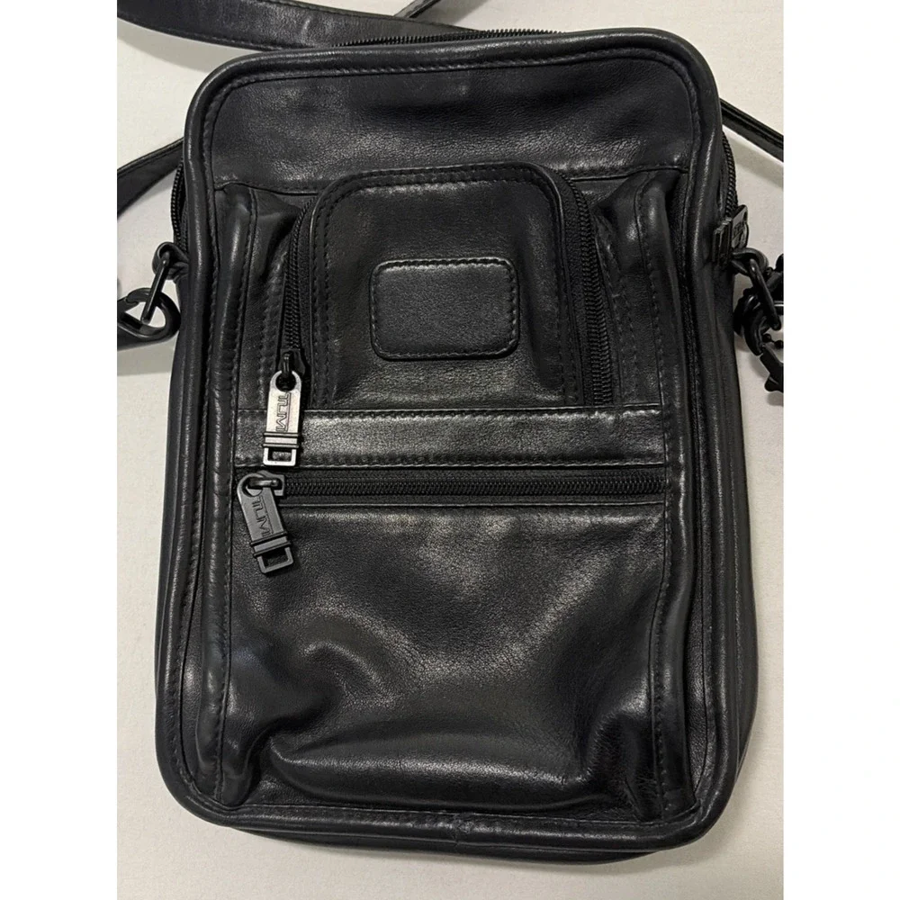 Tumi design alpha included